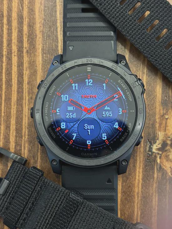 garmin tactix 7 amoled edition gps smartwatch 1.4" display sapphire lens rugged design
