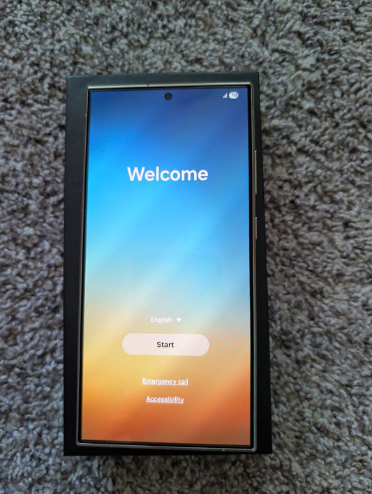 Excellent Condition Samsung Galaxy S24 Ultra 256 GB Titanium Gray Unlocked