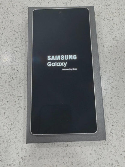 Samsung Galaxy S25 Ultra 512GB Unlocked, Watch Ultra, Buds Pro 3 Bundle